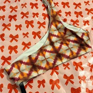 SHEIN Multicolor One-Shoulder Bikini Top